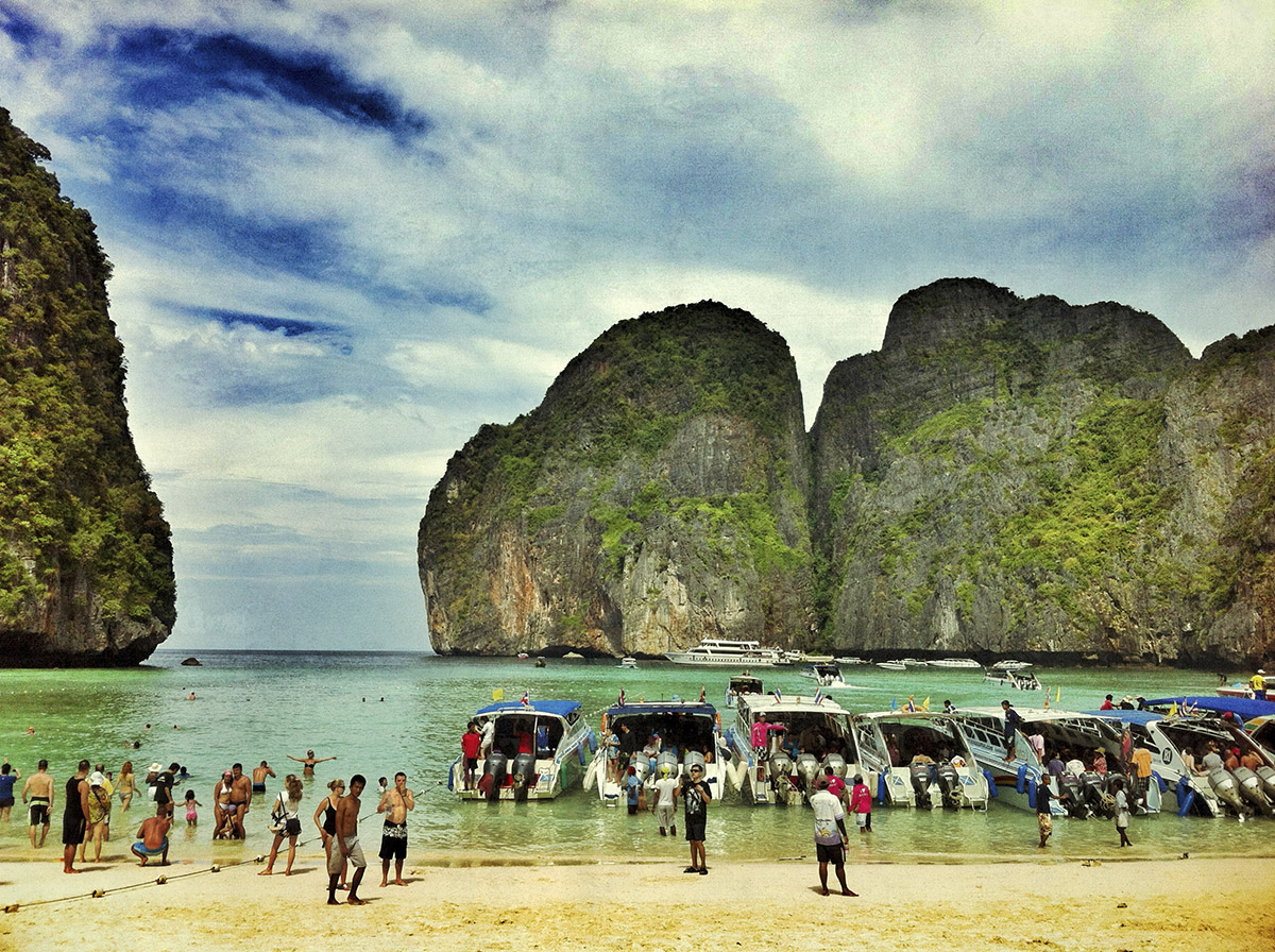 Thailand by iPhone & Snapseed